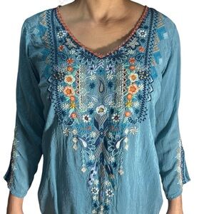Johnny Was Maya Bohemian Blouse
Medium turquoise